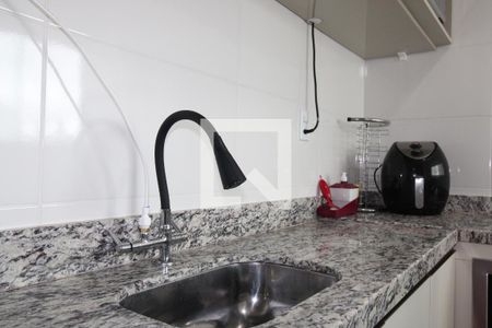 Sala/Cozinha e área de serviço de apartamento para alugar com 2 quartos, 46m² em Vila Sao Geraldo, São Paulo