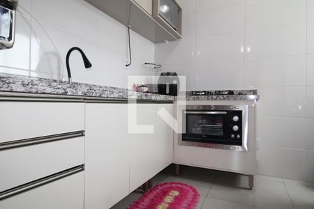 Sala/Cozinha e área de serviço de apartamento para alugar com 2 quartos, 46m² em Vila Sao Geraldo, São Paulo