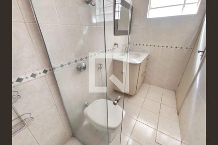Banheiro de apartamento à venda com 4 quartos, 130m² em Santo Antônio, Belo Horizonte
