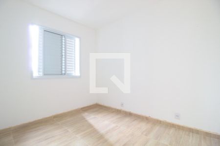 Quarto 2 de apartamento para alugar com 2 quartos, 45m² em Jardim Pioneiro, Cotia