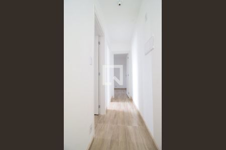 Corredor de apartamento para alugar com 2 quartos, 45m² em Jardim Pioneiro, Cotia