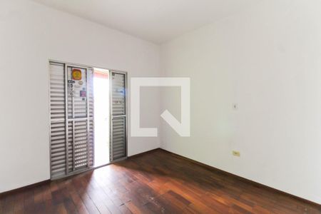 Quarto 1 de casa para alugar com 2 quartos, 500m² em Vila Bertioga, São Paulo