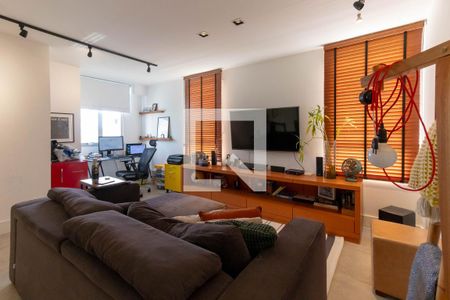 Sala de TV de apartamento à venda com 3 quartos, 240m² em Ingá, Niterói