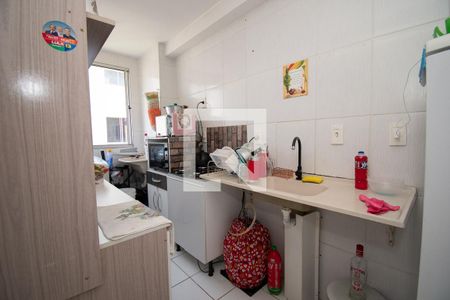 cozinha/lavanderia de apartamento à venda com 3 quartos, 55m² em Santos Dumont, São Leopoldo