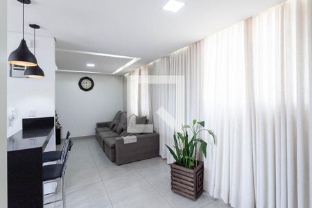 Sala  de apartamento à venda com 2 quartos, 70m² em Ipiranga, Belo Horizonte