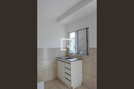 Cozinha de kitnet/studio para alugar com 1 quarto, 20m² em Jardim Calux, São Bernardo do Campo