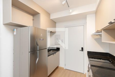 Cozinha de apartamento para alugar com 1 quarto, 28m² em Brooklin, São Paulo