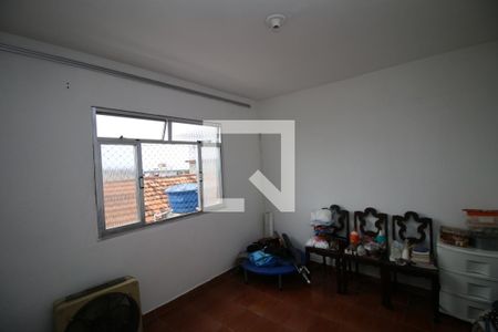 Quarto 2 de casa para alugar com 2 quartos, 100m² em Brás de Pina, Rio de Janeiro