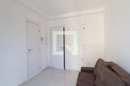 Sala/Quarto de apartamento para alugar com 1 quarto, 18m² em Vila Izabel, Curitiba