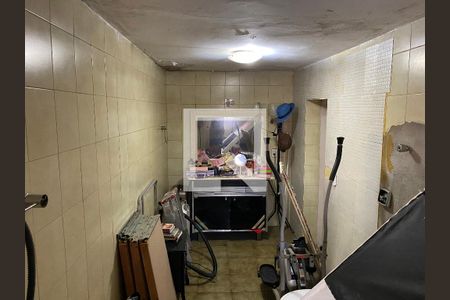 Banheiro da Suíte de casa à venda com 4 quartos, 300m² em Cidade Domitila, São Paulo