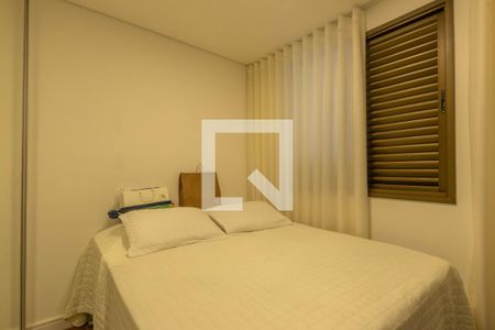 Quarto de apartamento à venda com 2 quartos, 120m² em Sion, Belo Horizonte