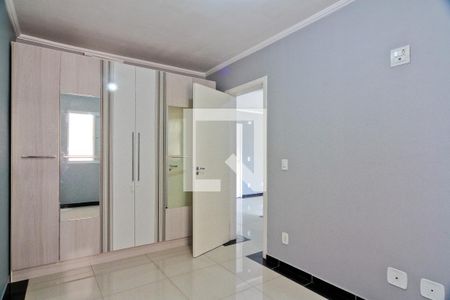 Quarto 1 de apartamento para alugar com 2 quartos, 53m² em Jaraguá, São Paulo