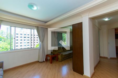 Sala de apartamento para alugar com 2 quartos, 70m² em Jardim Taquaral, São Paulo