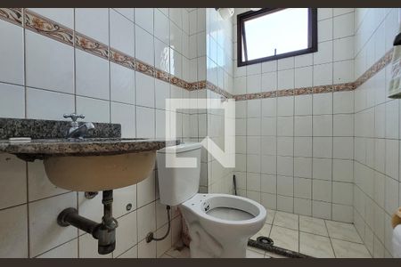 Banheiro de apartamento à venda com 1 quarto, 57m² em Vila Valparaíso, Santo André