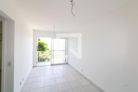 Sala de apartamento para alugar com 2 quartos, 53m² em Guaratiba, Rio de Janeiro