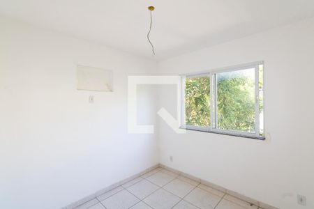 Quarto 2 de apartamento para alugar com 2 quartos, 53m² em Guaratiba, Rio de Janeiro