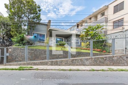 Casa para alugar com 4 quartos, 233m² em Prado, Belo Horizonte