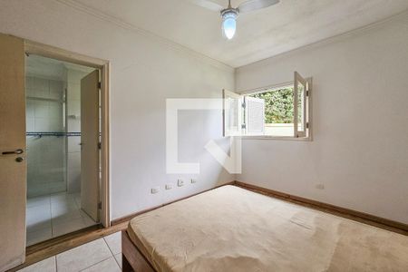 Suíte 1 de casa de condomínio para alugar com 6 quartos, 420m² em Balneário Praia do Pernambuco, Guarujá