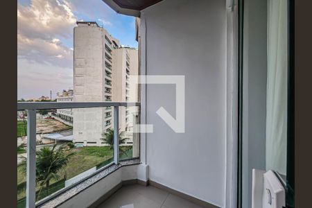 Sala de apartamento para alugar com 3 quartos, 102m² em Vila Luis Antonio, Guarujá