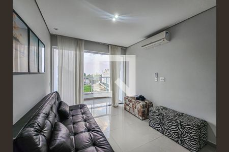 Sala de apartamento para alugar com 3 quartos, 102m² em Vila Luis Antonio, Guarujá