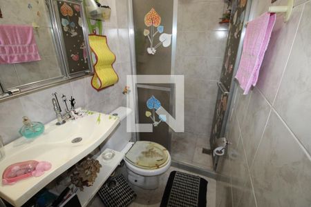 Banheiro de apartamento à venda com 1 quarto, 50m² em Irajá, Rio de Janeiro