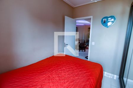 Quarto 1 de apartamento para alugar com 2 quartos, 51m² em Jardim Monte Alegre, Taboão da Serra