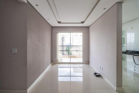 Sala de apartamento à venda com 2 quartos, 76m² em Jardim Tupanci, Barueri