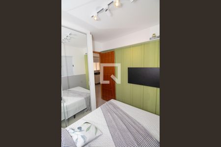 Quarto 1 de apartamento à venda com 2 quartos, 32m² em Jardim Vila Formosa, São Paulo