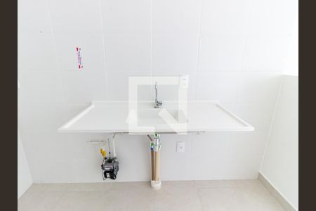 Sala/Cozinha de apartamento para alugar com 1 quarto, 24m² em Vila Cláudia, São Paulo