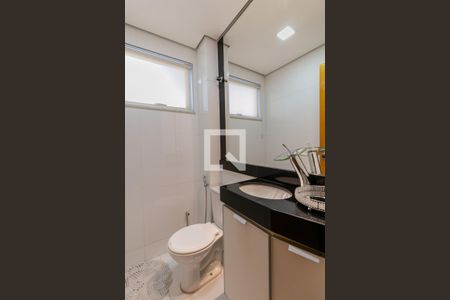 Lavabo de apartamento à venda com 3 quartos, 200m² em Barreiro, Belo Horizonte