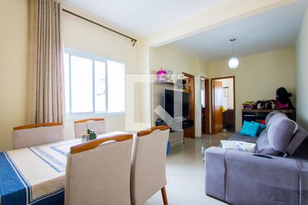 Sala de apartamento à venda com 2 quartos, 110m² em Jardim Stetel, Santo André