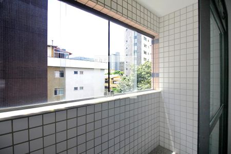 Varanda de kitnet/studio para alugar com 1 quarto, 45m² em Carmo, Belo Horizonte