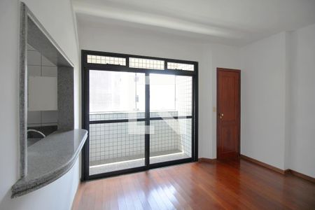 Sala de kitnet/studio para alugar com 1 quarto, 45m² em Carmo, Belo Horizonte