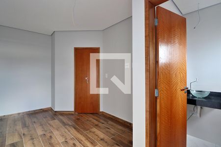 Suíte - Quarto 1 de apartamento à venda com 2 quartos, 64m² em Jardim Santo Alberto, Santo André