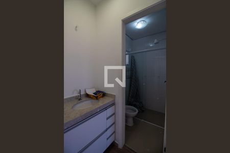 Banheiro de apartamento à venda com 1 quarto, 39m² em Vila Sonia, São Paulo