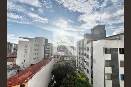Vista de apartamento à venda com 4 quartos, 130m² em Alto Barroca, Belo Horizonte
