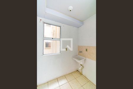 AREA CDE SERVIÇO de apartamento para alugar com 2 quartos, 47m² em Estância Velha, Canoas