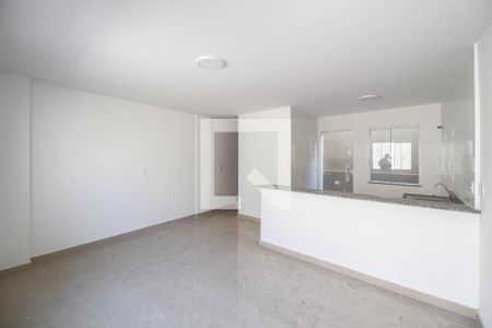 Sala de casa de condomínio para alugar com 2 quartos, 70m² em Olinda, Nilópolis