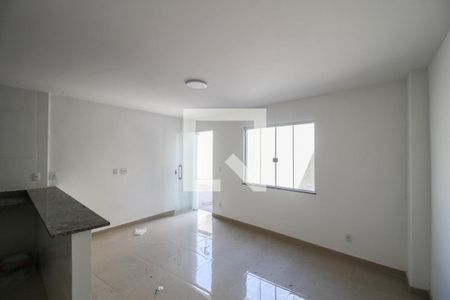 Sala de casa de condomínio para alugar com 2 quartos, 70m² em Olinda, Nilópolis
