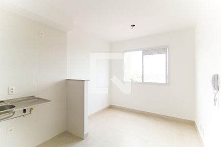 Sala e Cozinha de apartamento para alugar com 2 quartos, 42m² em Vila Nova Curuçá, São Paulo