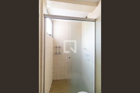 Banheiro de apartamento para alugar com 1 quarto, 44m² em Bosque da Saúde, São Paulo