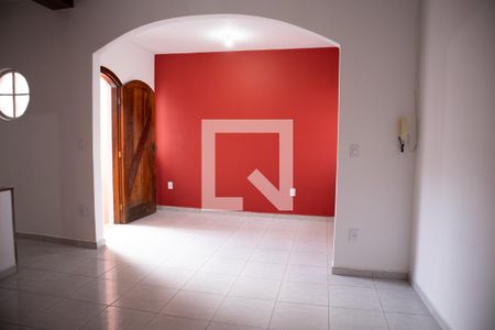 Sala de casa à venda com 3 quartos, 213m² em Vila Mazzei, São Paulo