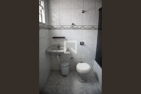 Banheiro do Quarto 1 de casa à venda com 3 quartos, 213m² em Vila Mazzei, São Paulo