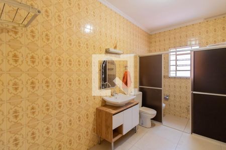 Banheiro de casa para alugar com 2 quartos, 210m² em Gopouva, Guarulhos