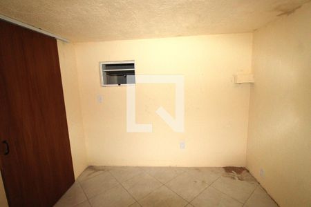 Quarto 2 de casa para alugar com 2 quartos, 60m² em Turiaçu, Rio de Janeiro