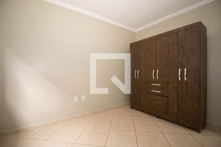 Quarto 2 de casa para alugar com 3 quartos, 183m² em Recanto das Emas, Brasília