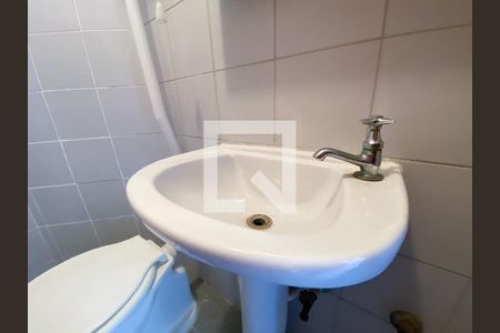 Apartamento para alugar com 126m², 4 quartos e 1 vaga Apartamento para alugar com 126m², 4 quartos e 1 vagaBanheiro de serviço