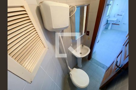 Apartamento para alugar com 126m², 4 quartos e 1 vaga Apartamento para alugar com 126m², 4 quartos e 1 vagaBanheiro de serviço