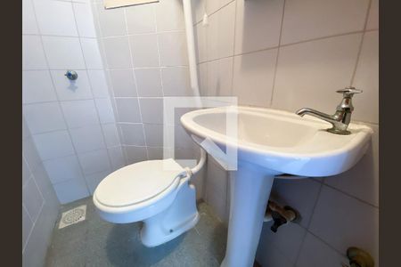 Apartamento para alugar com 126m², 4 quartos e 1 vaga Apartamento para alugar com 126m², 4 quartos e 1 vagaBanheiro de serviço