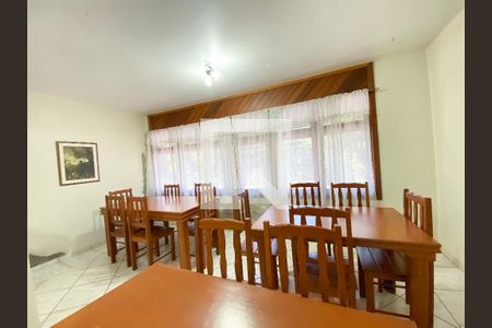 Apartamento para alugar com 126m², 4 quartos e 1 vaga Apartamento para alugar com 126m², 4 quartos e 1 vagaÁrea comum - Salão de festas